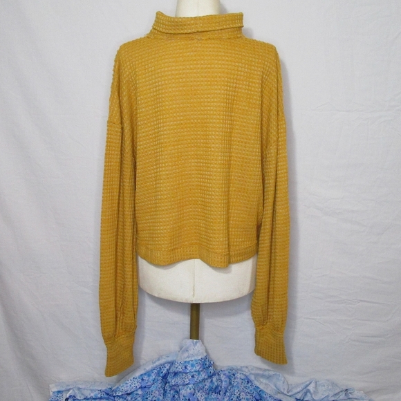 Free People Yellow Crop Sweater - Picture 2 of 8